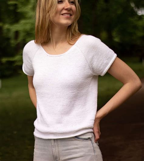 tee shirt knitting pattern.